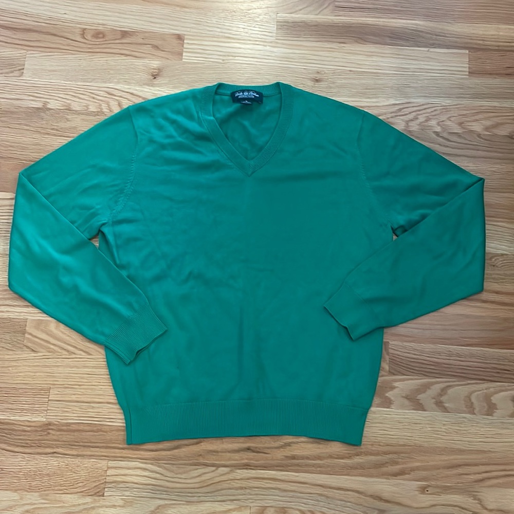 Brooks Brothers v-neck Sweater sz M